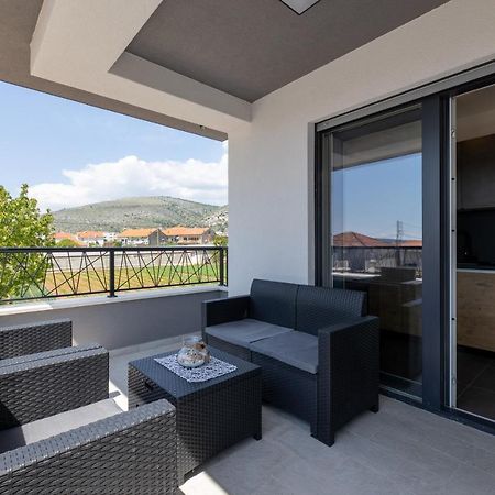 Apartments Maya & Tina Trogir Exteriér fotografie